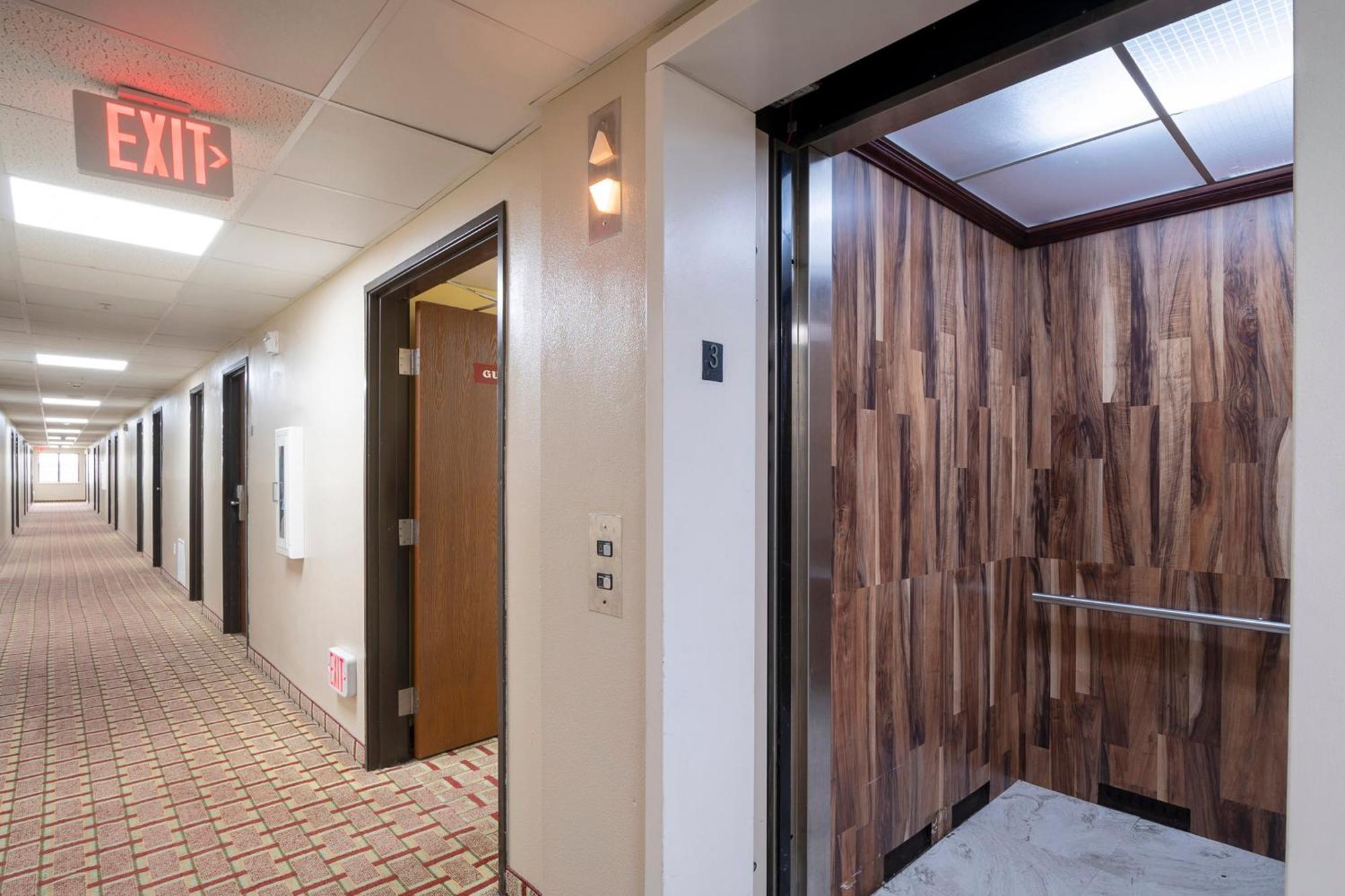 Hotel Oyo Townhouse Houston Airport North Zewnętrze zdjęcie